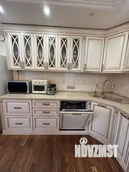 Дом 222м², 3-этажный, участок 9 сот.  