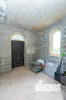 Коттедж 204м², 2-этажный, участок 6 сот.  