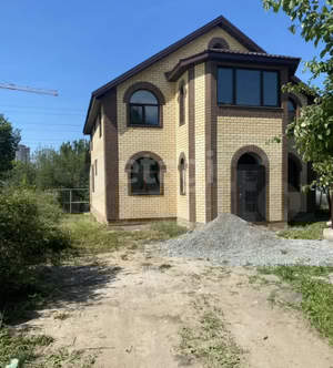 Дом 274м², 2-этажный, участок 6 сот.  