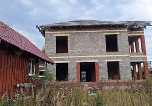 Дом 300м², 2-этажный, участок 10 сот.  