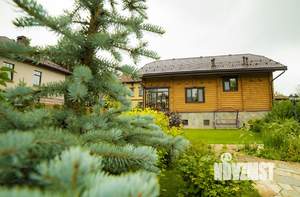 Коттедж 235м², 3-этажный, участок 9 сот.  