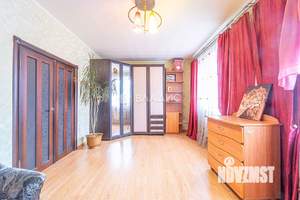 Дом 218м², 2-этажный, участок 12 сот.  