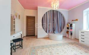 Дом 450м², 3-этажный, участок 12 сот.  