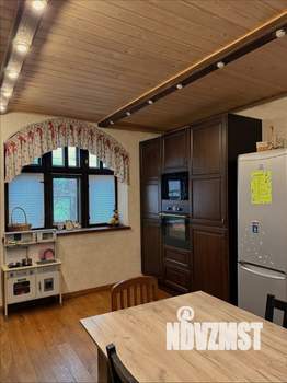 Коттедж 444м², 4-этажный, участок 6 сот.  