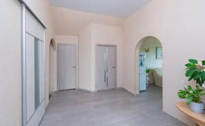 Дом 376м², 2-этажный, участок 6 сот.  