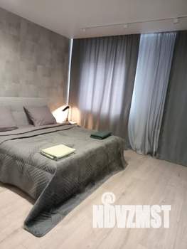 Студия квартира, посуточно, 39м2, 4/6 этаж