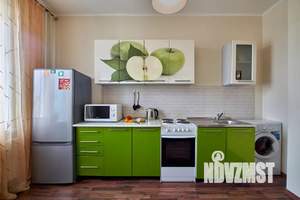 1-к квартира, посуточно, 40м2, 13/20 этаж