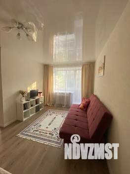 1-к квартира, посуточно, 28м2, 3/5 этаж