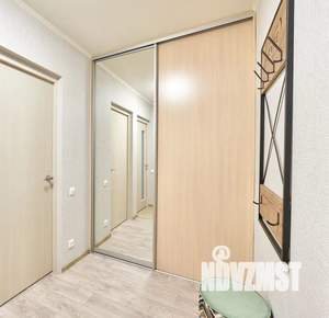 1-к квартира, посуточно, 38м2, 2/20 этаж