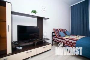 1-к квартира, посуточно, 43м2, 8/17 этаж