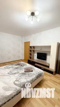 1-к квартира, посуточно, 45м2, 6/16 этаж