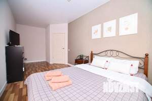 1-к квартира, посуточно, 40м2, 1/1 этаж