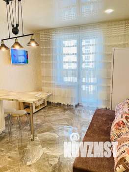 1-к квартира, посуточно, 45м2, 3/25 этаж