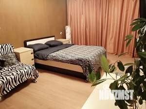 1-к квартира, посуточно, 42м2, 1/12 этаж