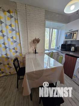 Студия квартира, посуточно, 30м2, 4/5 этаж