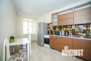 1-к квартира, посуточно, 43м2, 8/17 этаж