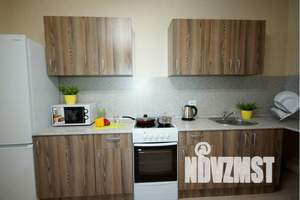 1-к квартира, посуточно, 40м2, 13/25 этаж
