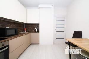 1-к квартира, посуточно, 43м2, 1/1 этаж