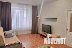 1-к квартира, посуточно, 42м2, 5/11 этаж