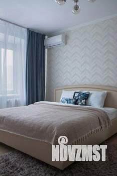 1-к квартира, посуточно, 43м2, 1/1 этаж