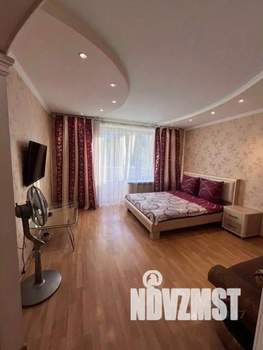 1-к квартира, посуточно, 45м2, 1/1 этаж