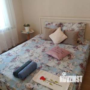 Студия квартира, посуточно, 30м2, 9/25 этаж