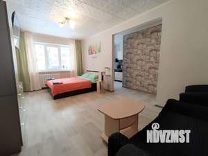 1-к квартира, посуточно, 32м2, 1/5 этаж