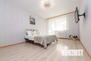 1-к квартира, посуточно, 42м2, 4/5 этаж