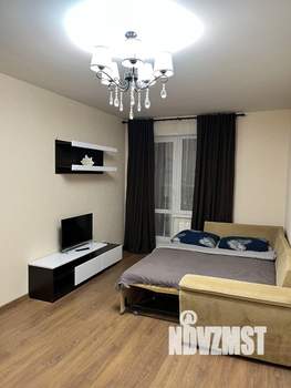1-к квартира, посуточно, 37м2, 22/25 этаж