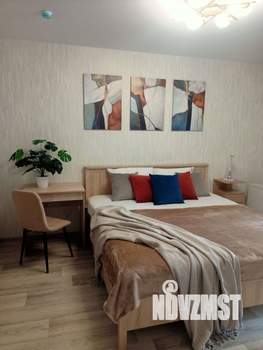 2-к квартира, посуточно, 60м2, 7/25 этаж