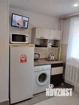 1-к квартира, посуточно, 11м2, 3/9 этаж