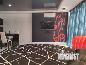 1-к квартира, посуточно, 50м2, 1/1 этаж