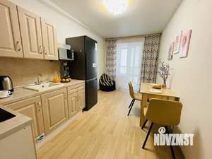 1-к квартира, посуточно, 39м2, 1/1 этаж