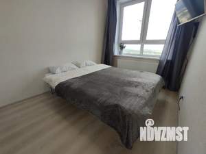 2-к квартира, посуточно, 40м2, 23/25 этаж