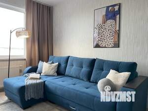 2-к квартира, посуточно, 38м2, 2/22 этаж