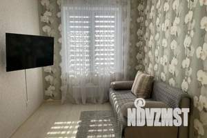 1-к квартира, посуточно, 35м2, 11/25 этаж