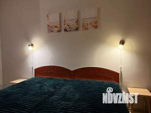 Студия квартира, посуточно, 32м2, 1/20 этаж