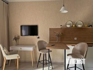 Студия квартира, посуточно, 34м2, 5/8 этаж