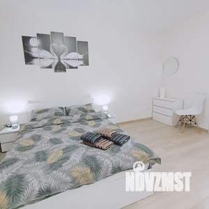 Студия квартира, посуточно, 30м2, 7/18 этаж