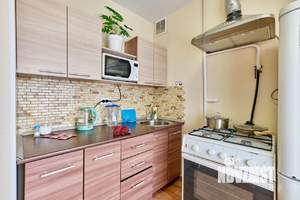 2-к квартира, посуточно, 44м2, 1/1 этаж