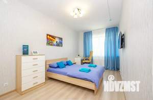 1-к квартира, посуточно, 40м2, 1/25 этаж