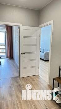 1-к квартира, посуточно, 42м2, 3/6 этаж