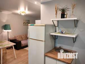 Студия квартира, посуточно, 45м2, 2/5 этаж