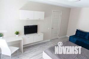 1-к квартира, посуточно, 37м2, 3/10 этаж