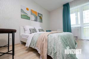 Студия квартира, посуточно, 35м2, 11/25 этаж