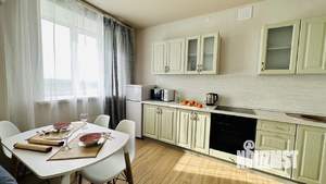 1-к квартира, посуточно, 38м2, 1/1 этаж