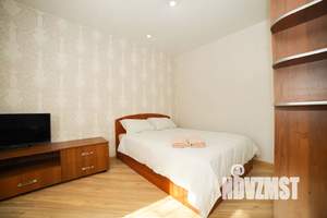 1-к квартира, посуточно, 42м2, 1/9 этаж