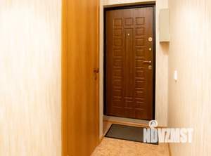 Студия квартира, посуточно, 15м2, 1/25 этаж