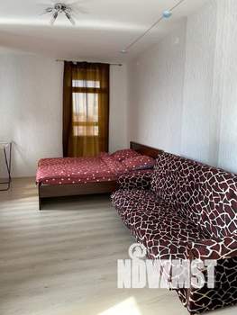 Студия квартира, посуточно, 35м2, 12/23 этаж