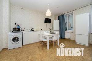 1-к квартира, посуточно, 38м2, 19/25 этаж